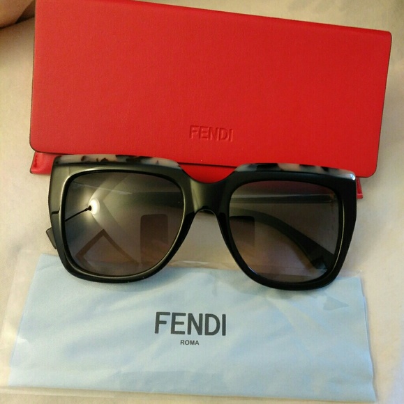Fendi Accessories - Fendi sunglasses Fendi Accessories - Fendi sunglasses